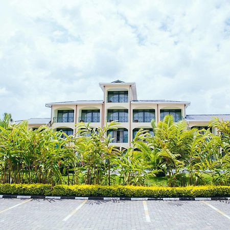 Gorillas Volcanoes Hotel ルヘンゲリ エクステリア 写真