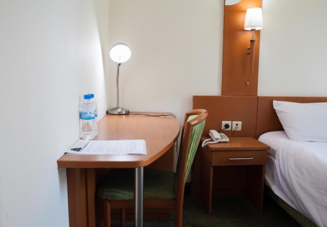 Gorillas Volcanoes Hotel ルヘンゲリ エクステリア 写真