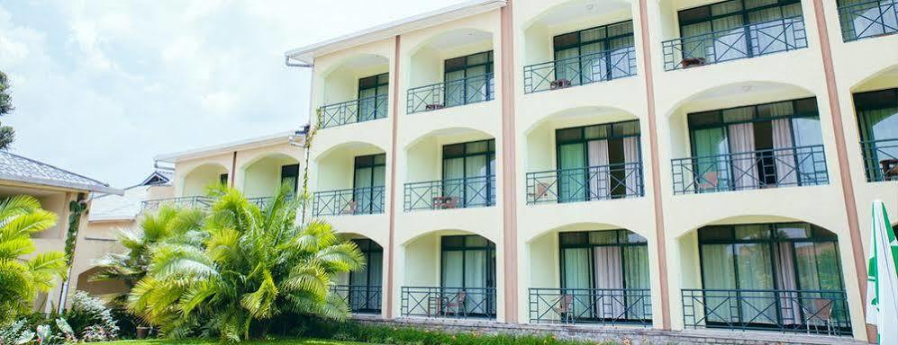 Gorillas Volcanoes Hotel ルヘンゲリ エクステリア 写真